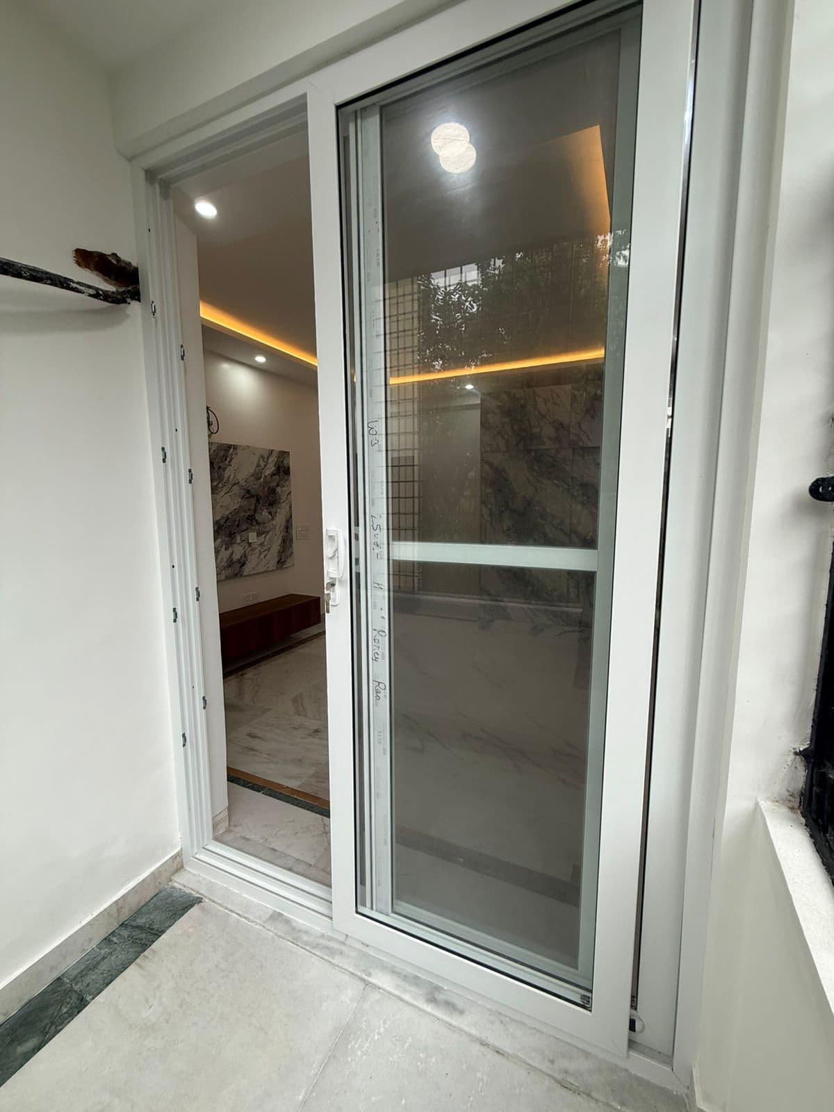 Luxury 4BHK Corner Property - Image 5